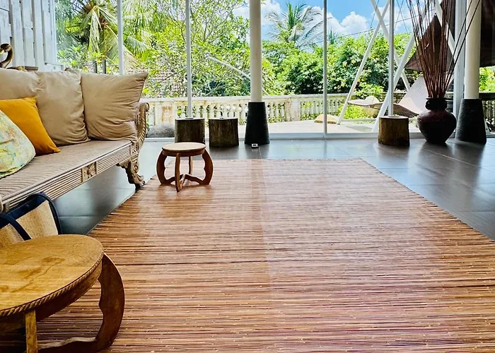 Chalet Bati Private Living Ubud